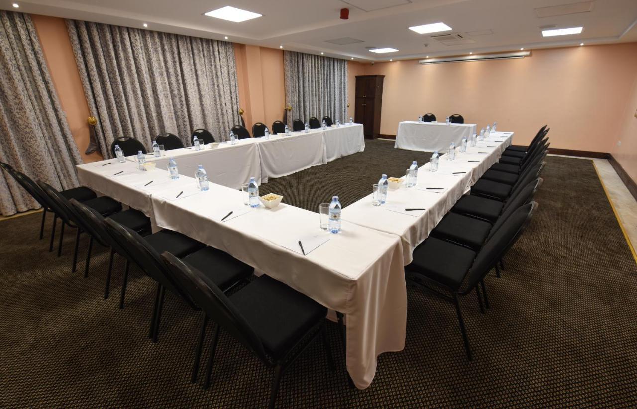 Casa Solada Hotel Кампала Екстер'єр фото
