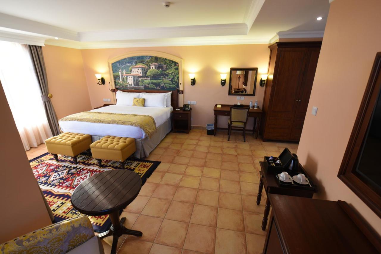 Casa Solada Hotel Кампала Екстер'єр фото